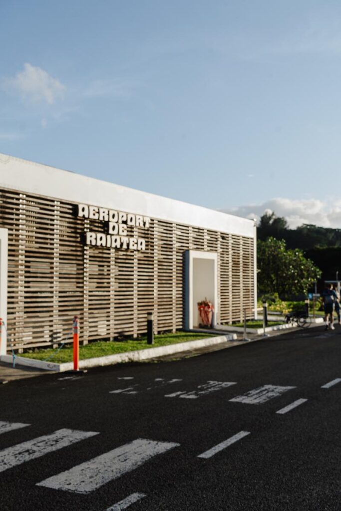 Raiatea Flughafen